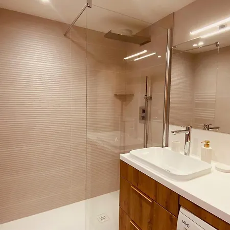 Apartment Cosy Pres Des Pistes Avec Garage, Wifi, Terrasse - - Fr-1-459-234 *